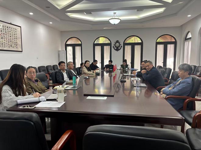 华东神学院举行10月教学研讨活动 华东神学院举行10月教学研讨活动